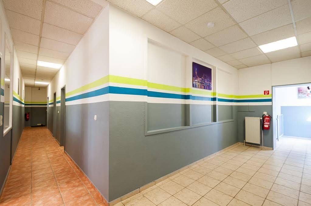 K 357 - Staffboarding - Personal- Und Monteurzimmervermietung Und Vermittlung In Hamburg Und Umgebung Εξωτερικό φωτογραφία